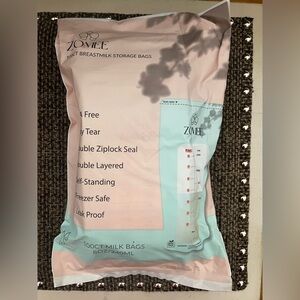 297 ct Zomee Breastmilk Storage Bags